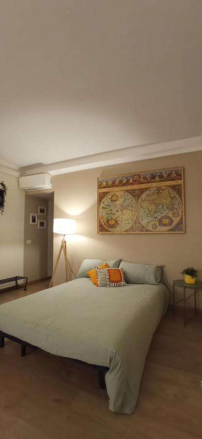 Appartement Il Giardino Di Nonna Pina à Naples Extérieur photo