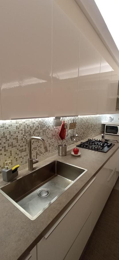 Appartement Il Giardino Di Nonna Pina à Naples Extérieur photo