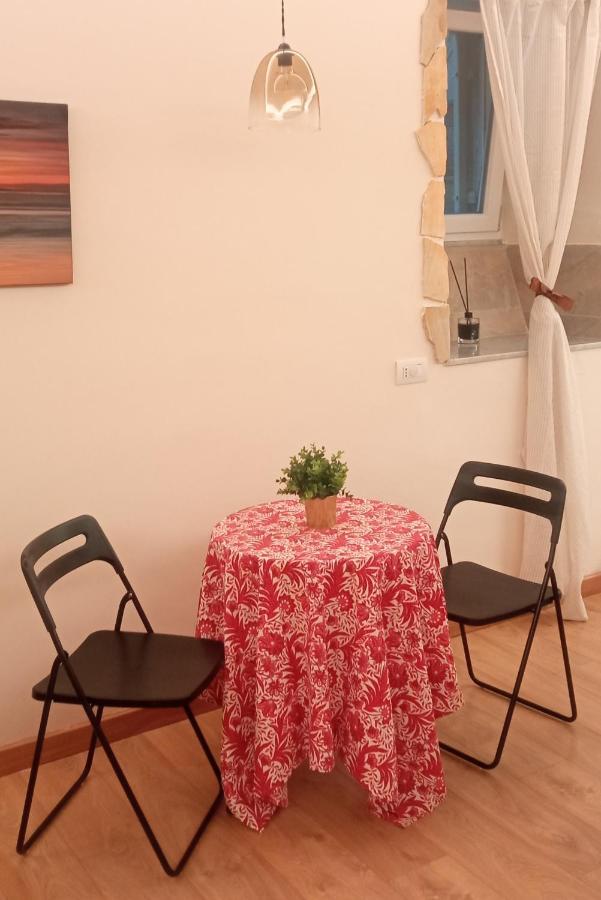 Appartement Il Giardino Di Nonna Pina à Naples Extérieur photo